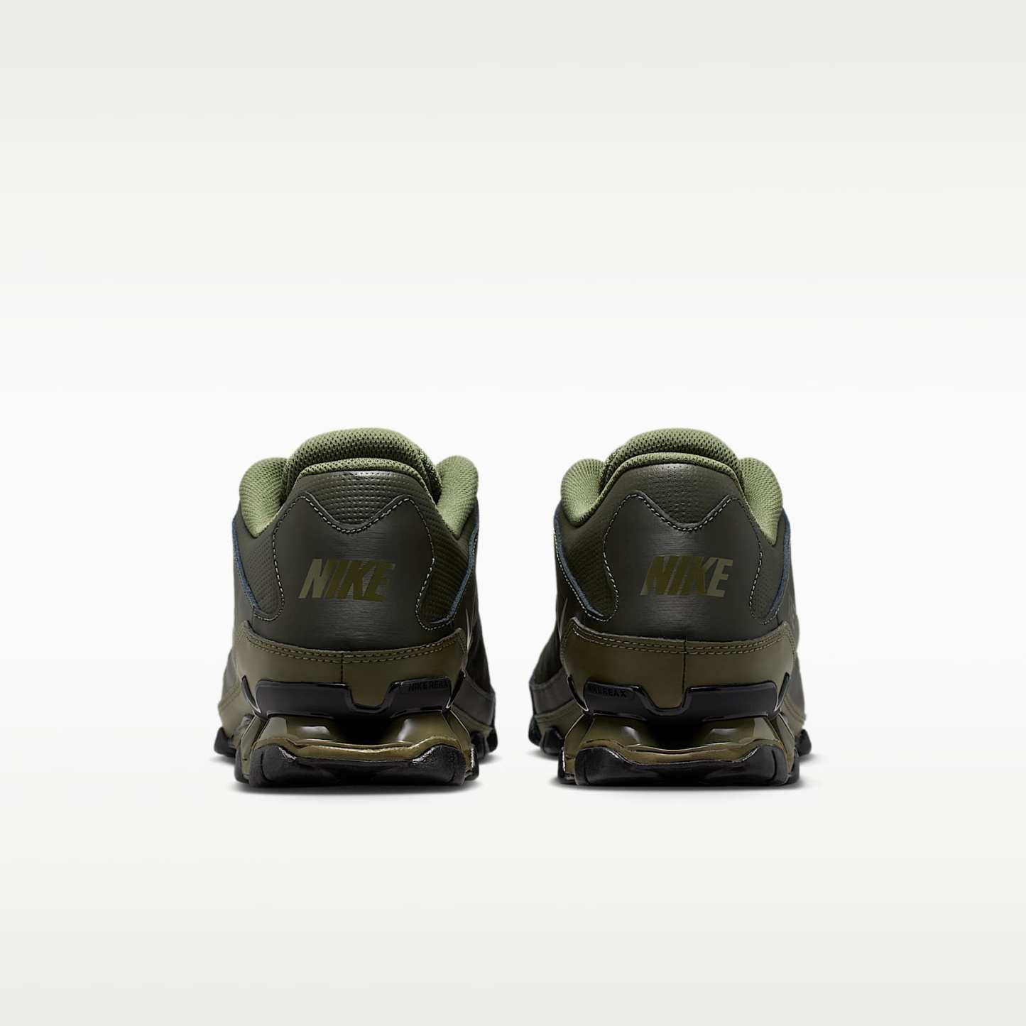 Nike Reax 8 TR Workout-Schuh für Herren – Sequoia/Medium Olive/Schwarz/Summit White
