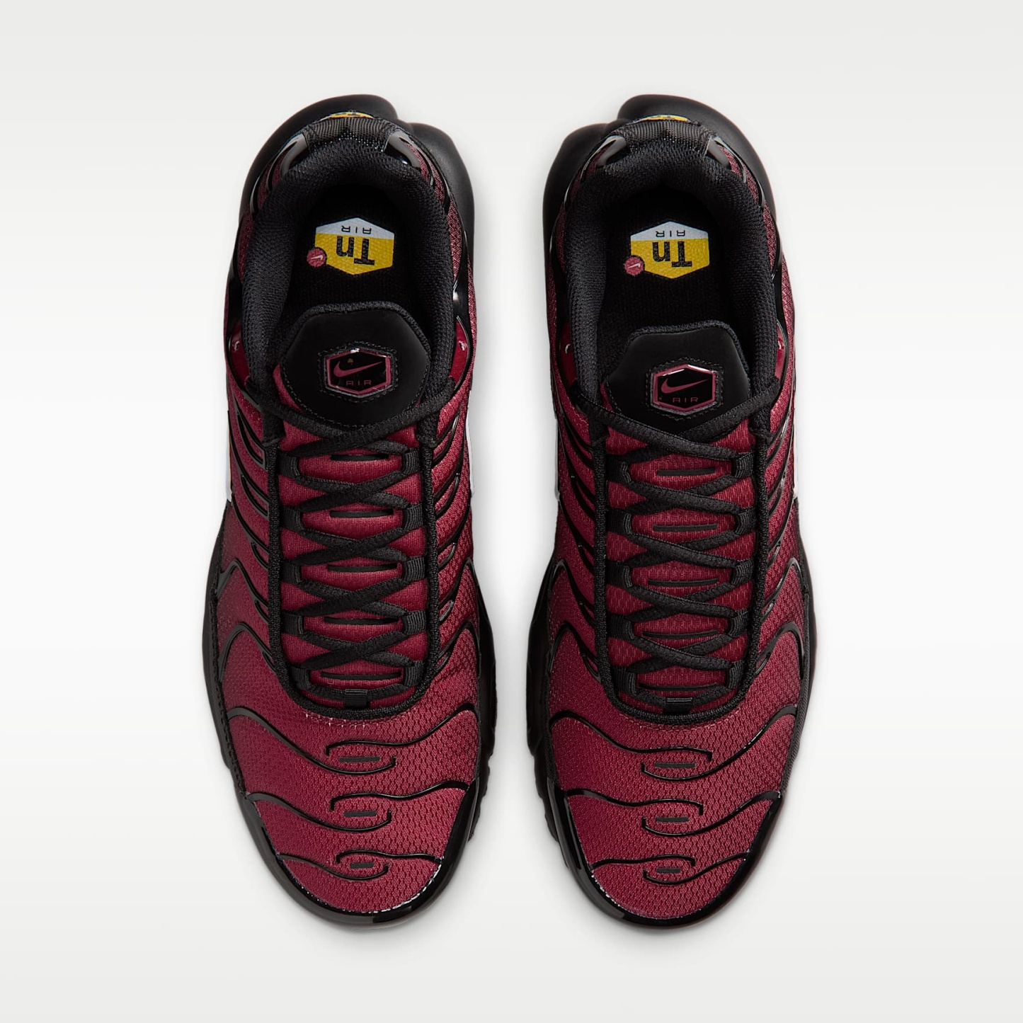 Nike Air Max Plus Schuh (Herren) – Tough Red/Schwarz/Mystic Dates/Grey Fog