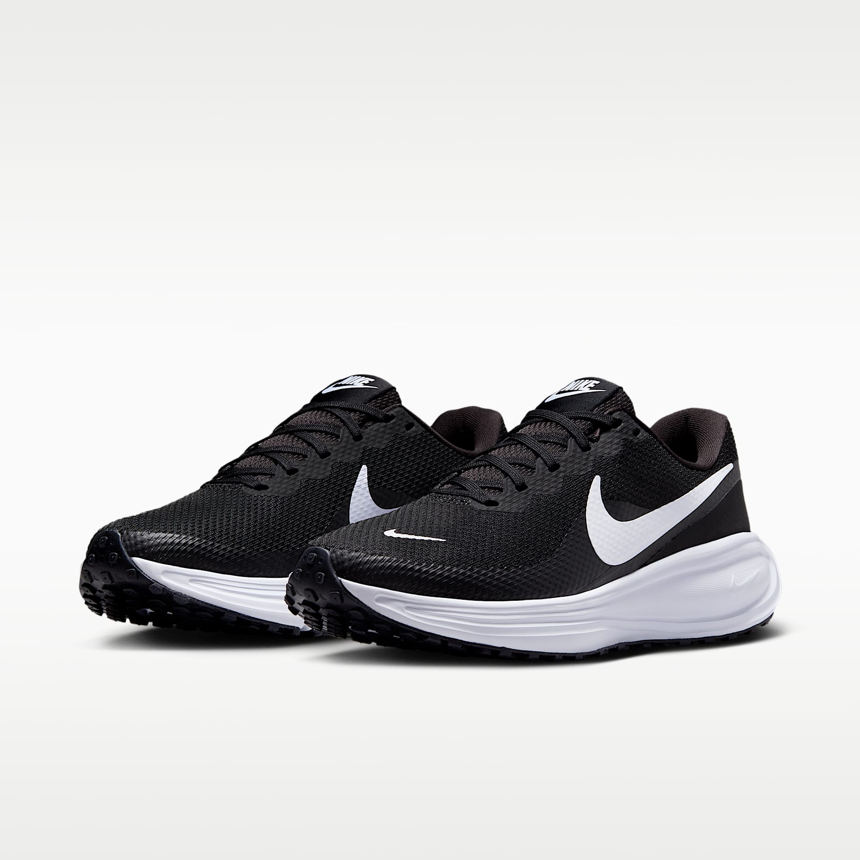Nike Revolution 8 Straßenlaufschuh (Damen) – Schwarz/Iron Grey/Weiß