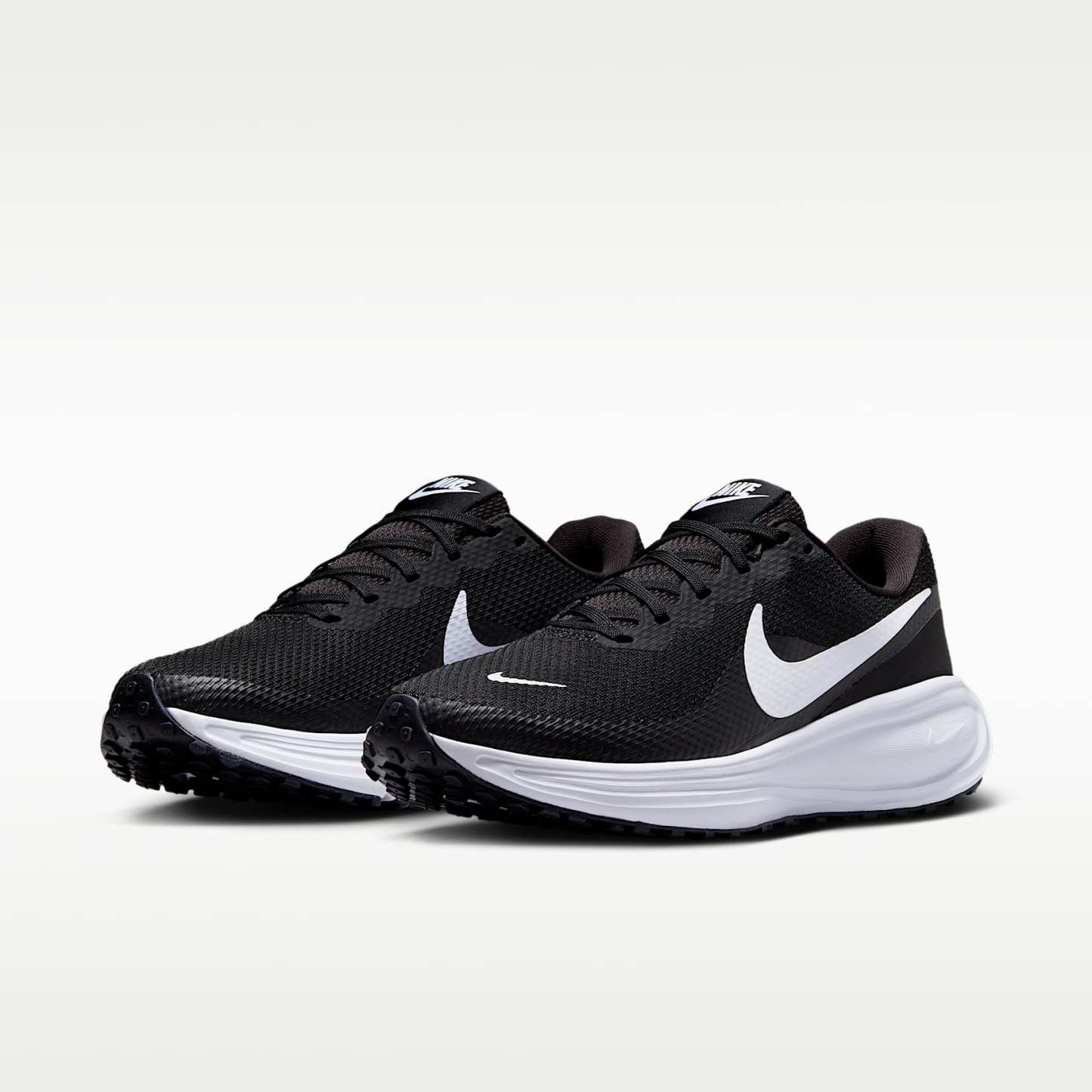 Nike Revolution 8 Straßenlaufschuh (Damen) – Schwarz/Iron Grey/Weiß