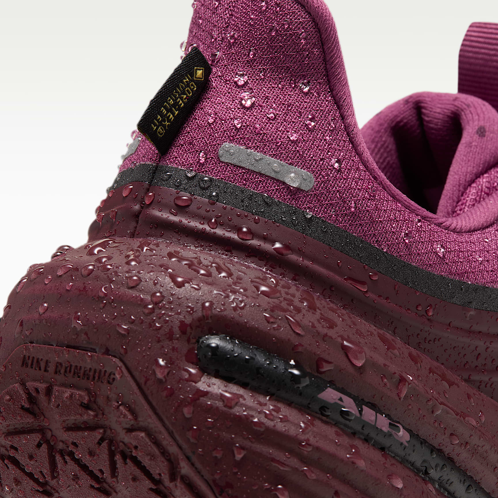 Nike Winflo 12 GORE-TEX wasserdichter Straßenlaufschuh (Damen) – Pink Smoke/Mystic Dates/Schwarz/Reflective Silver