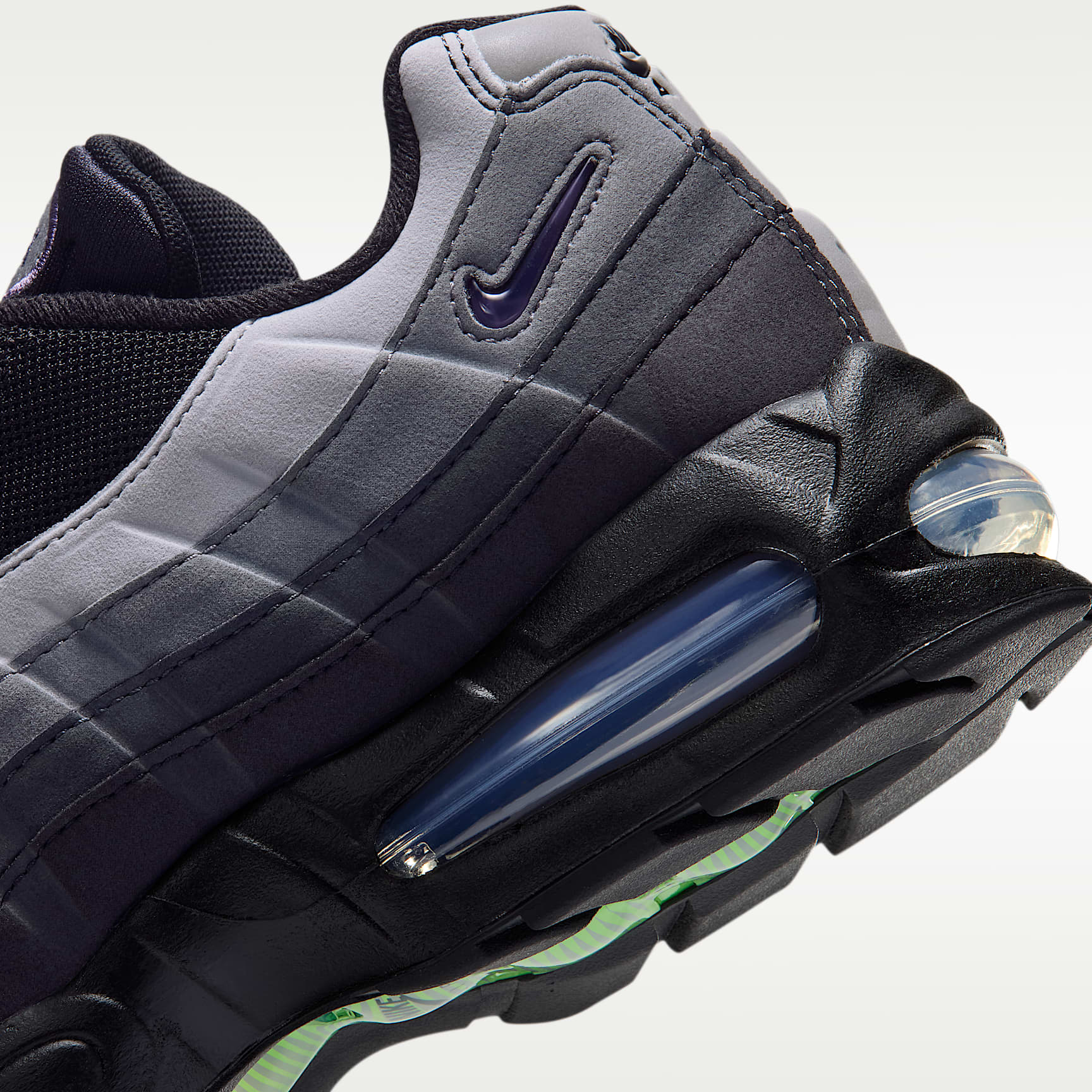Nike Air Max 95 Big Bubble Premium Herrenschuh – Schwarz/Dark Smoke Grey/Smoke Grey/Canyon Purple