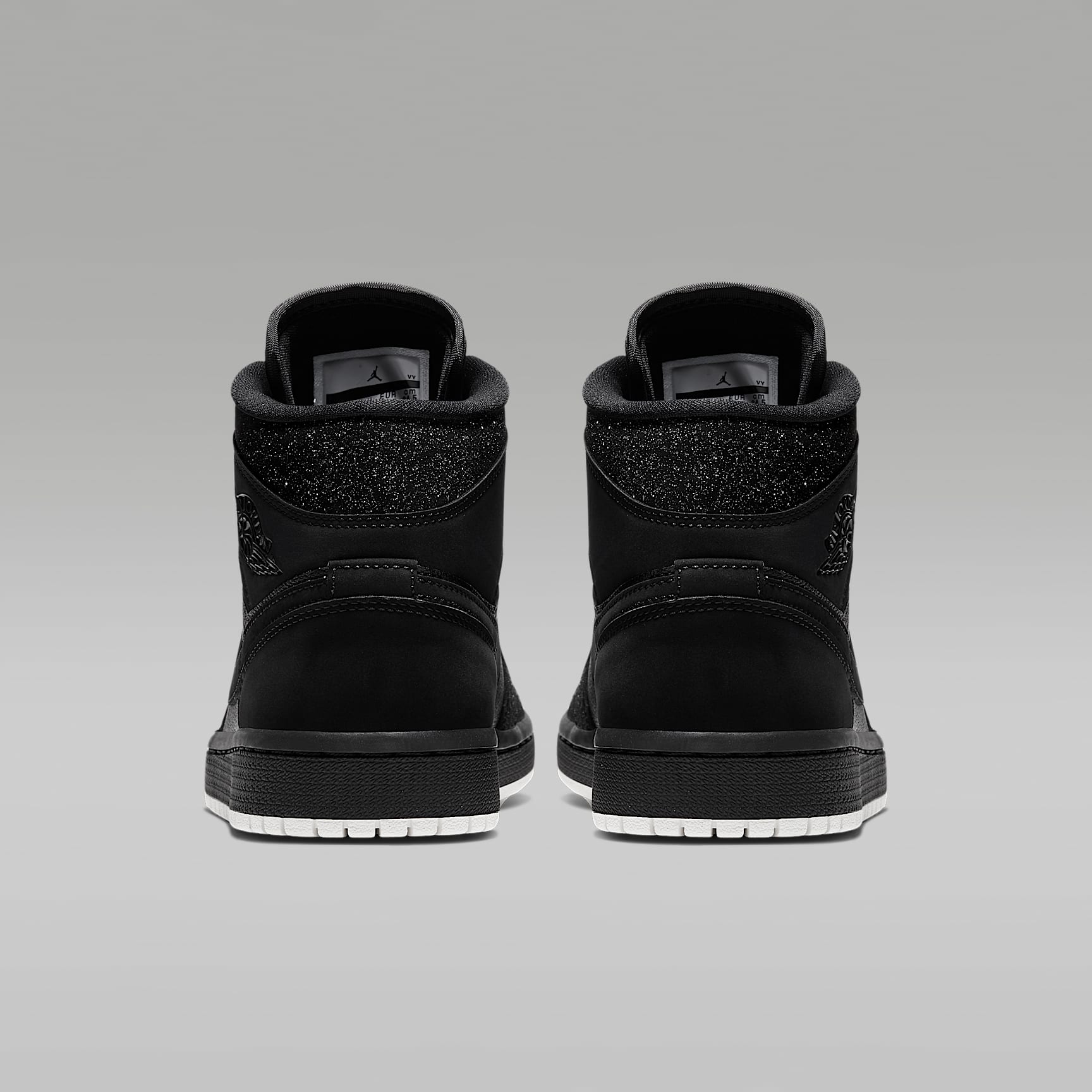 Air Jordan 1 Mid Schuh (Damen) – Schwarz/Weiß/Phantom