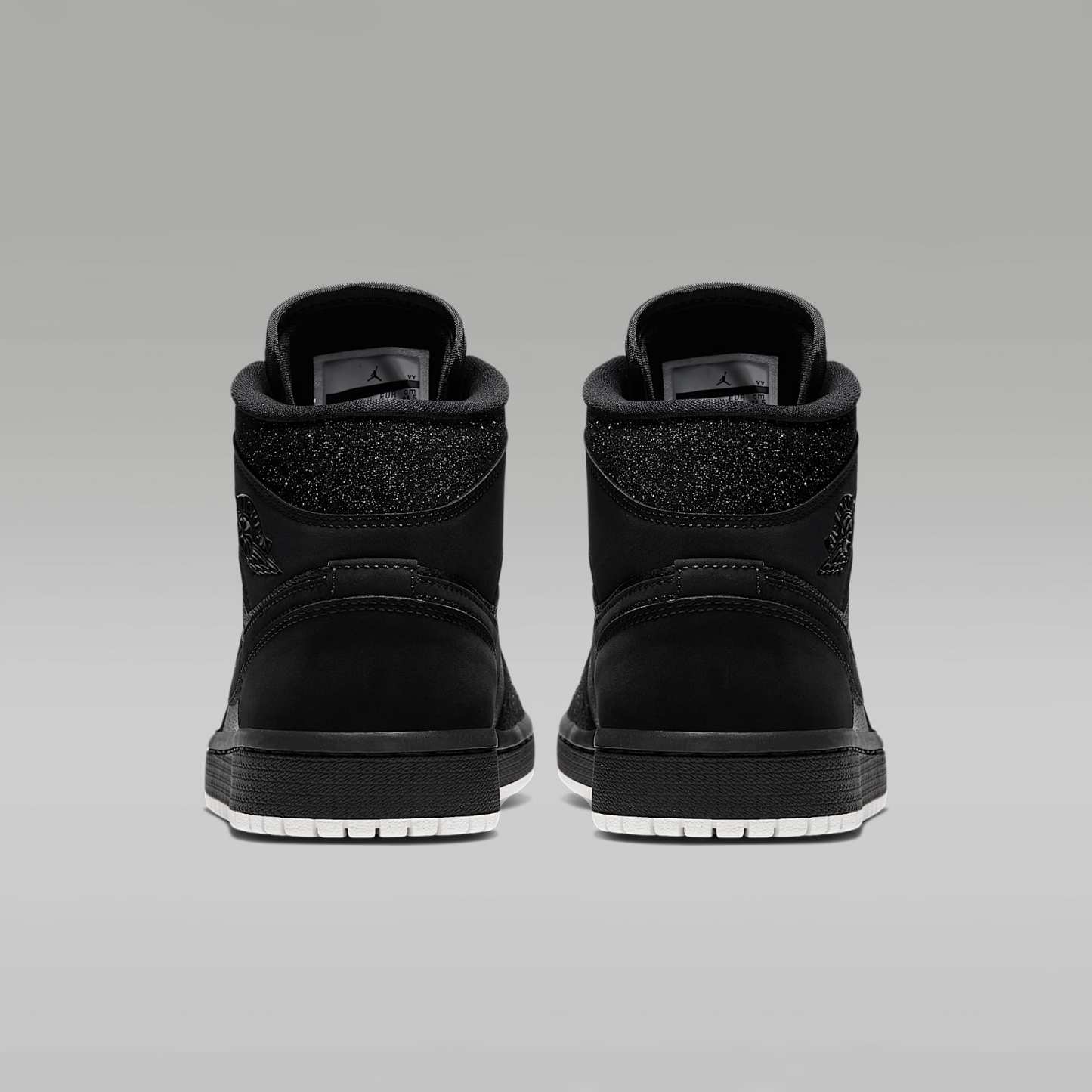 Air Jordan 1 Mid Schuh (Damen) – Schwarz/Weiß/Phantom
