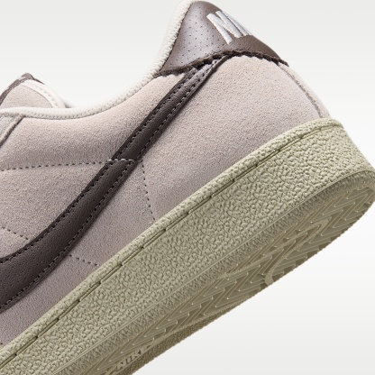 Nike Tennis Classic Damenschuh – Phantom/Light Khaki/Ironstone