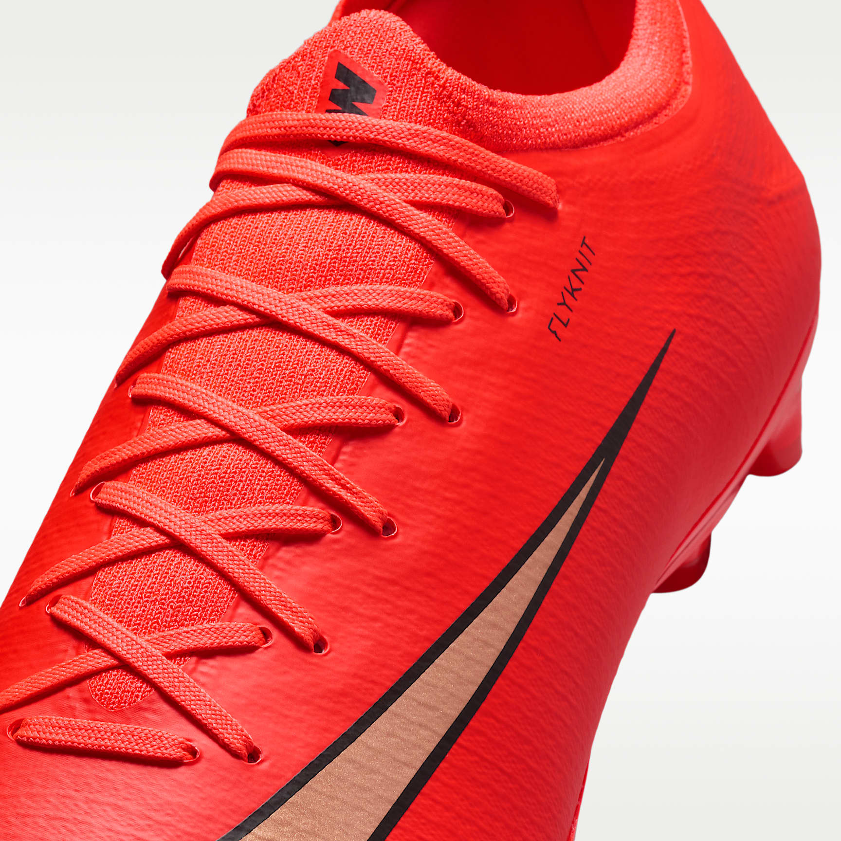 Nike Mercurial Vapor 17 Pro Low-Top-Fußballschuh für Kunstrasen – Bright Crimson/Blur