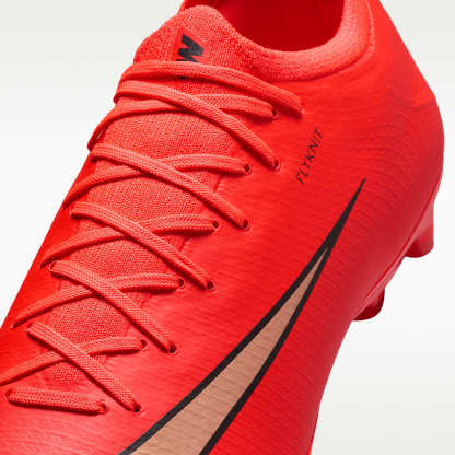 Nike Mercurial Vapor 17 Pro Low-Top-Fußballschuh für Kunstrasen – Bright Crimson/Blur