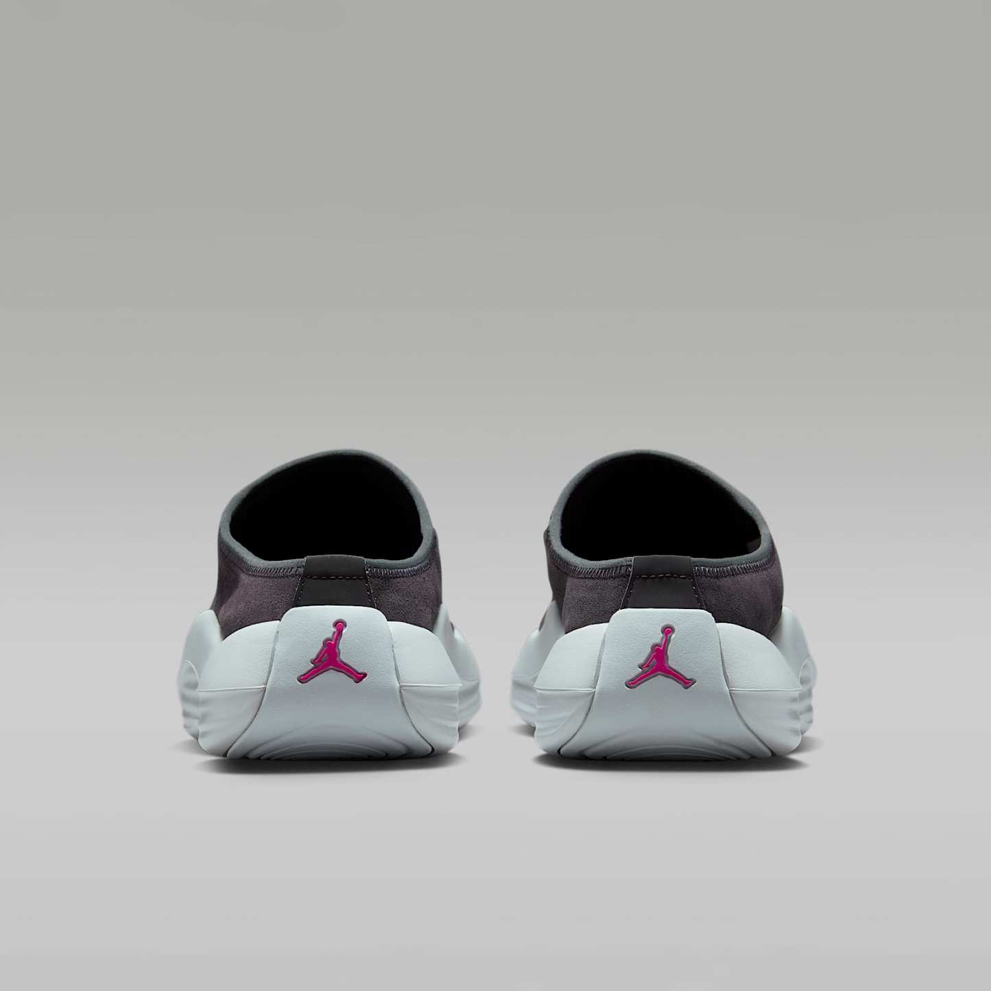 Jordan Future Mules (Herren) – Anthracite/Off White/Fire Pink