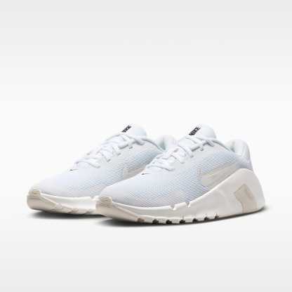 Nike Flex Train Workout-Schuh (Damen) – Weiß/Sail/Phantom/Metallic Silver