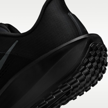 Nike Quest 6 Straßenlaufschuh (Herren) – Schwarz/Dark Smoke Grey
