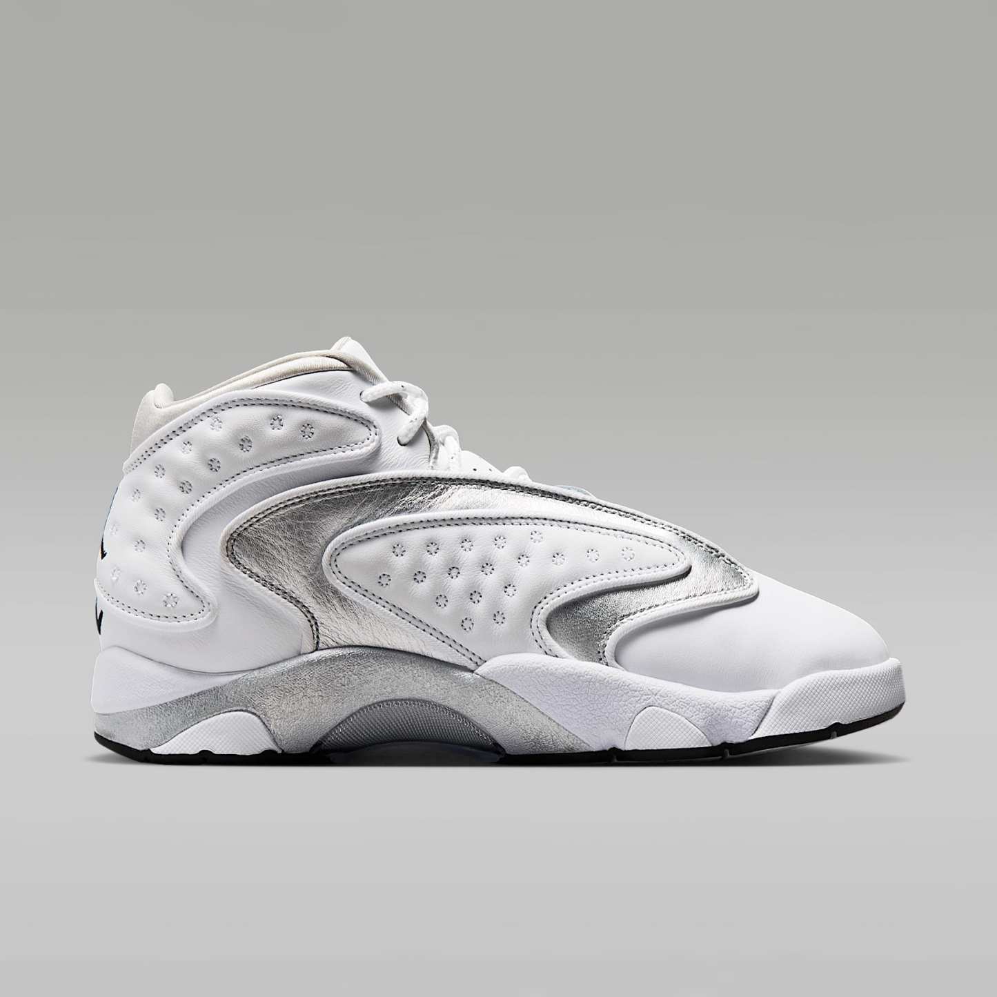 Air Jordan OG Damenschuh – Weiß/Schwarz/Metallic Silver