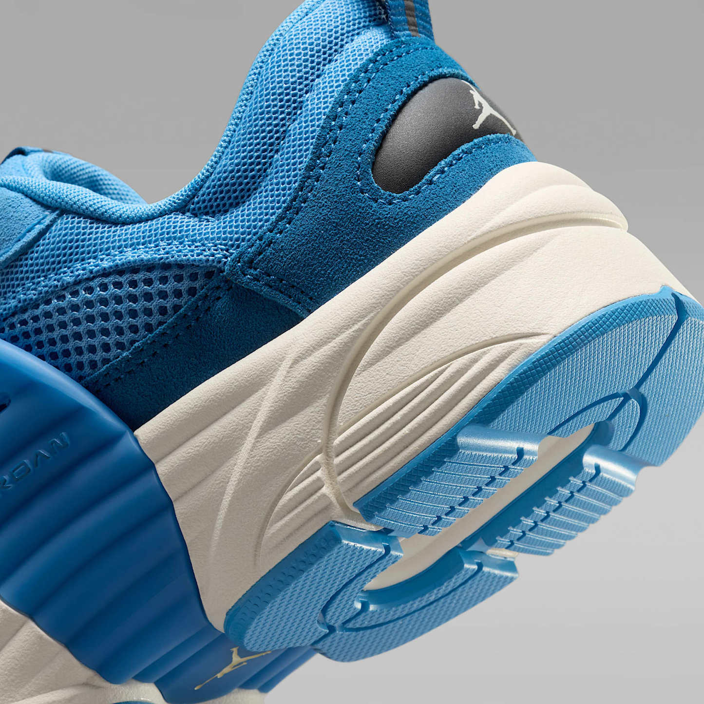 Jordan Trunner O/S Damenschuhe – Blue Beyond/True Blue/Soft Pearl