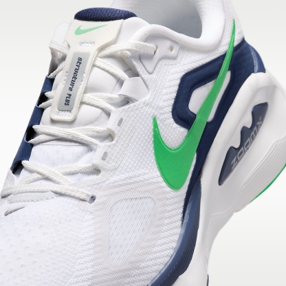 Nike Structure Plus Straßenlaufschuh (Herren) – Weiß/Midnight Navy/Summit White/Green Spark