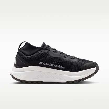 ACG Zegama Trail Traillaufschuh (Damen) – Schwarz/Safety Orange/Anthracite/Summit White
