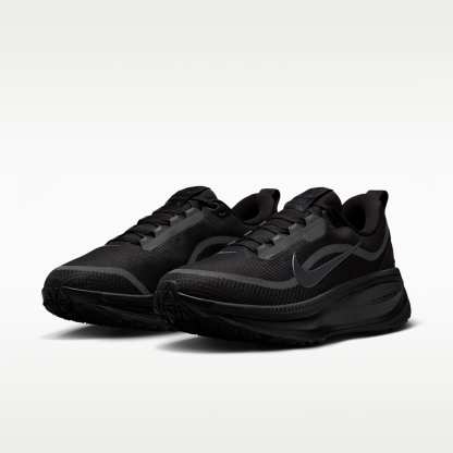 Nike Vomero 18 GORE-TEX wasserdichter Straßenlaufschuh mit reflektierenden Akzenten (Herren) – Schwarz/Anthracite