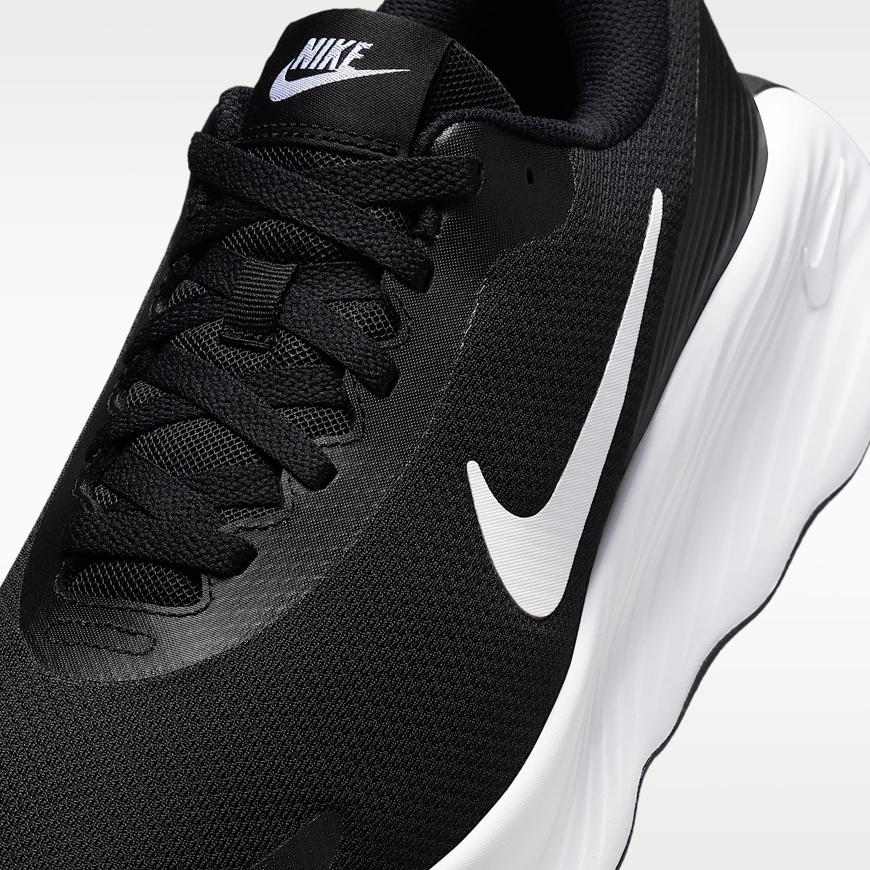 Nike Promina Walking-Schuh (Herren) – Schwarz/Weiß
