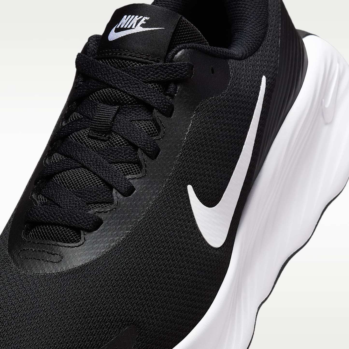 Nike Promina Walking-Schuh (Herren) – Schwarz/Weiß