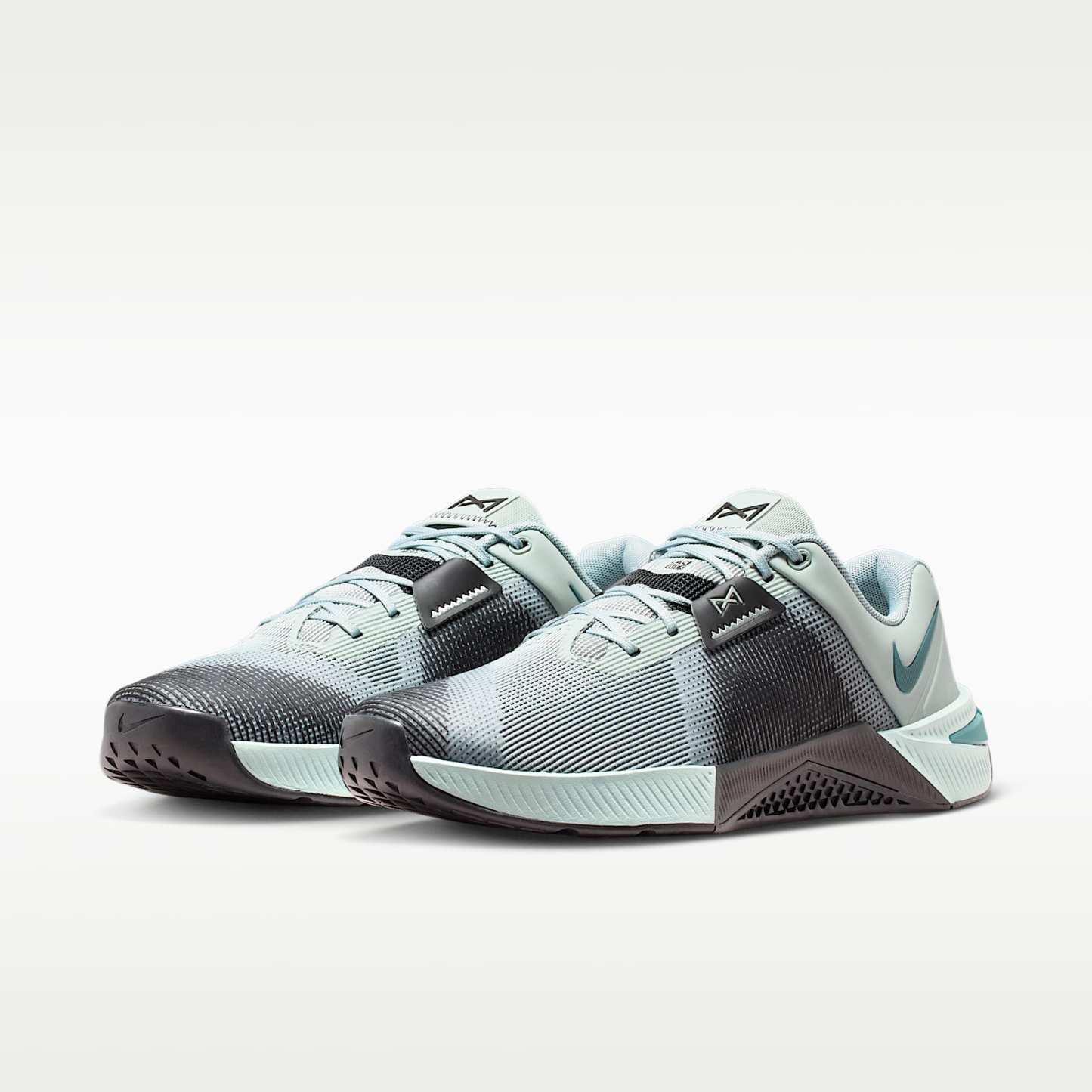 Nike Metcon 10 Workout-Schuh (Herren) – Light Pumice/Schwarz/Mineral Slate