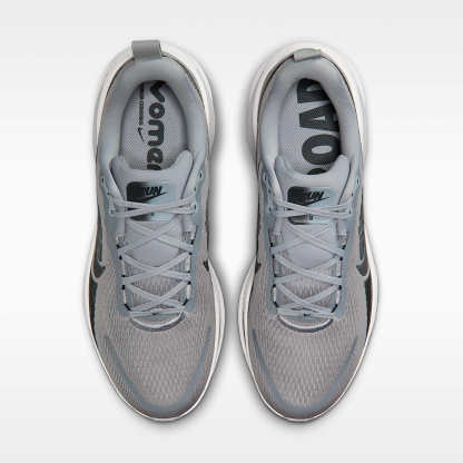 Nike Vomero 18 Straßenlaufschuh (Herren) – Wolf Grey/Pure Platinum/Summit White/Anthracite