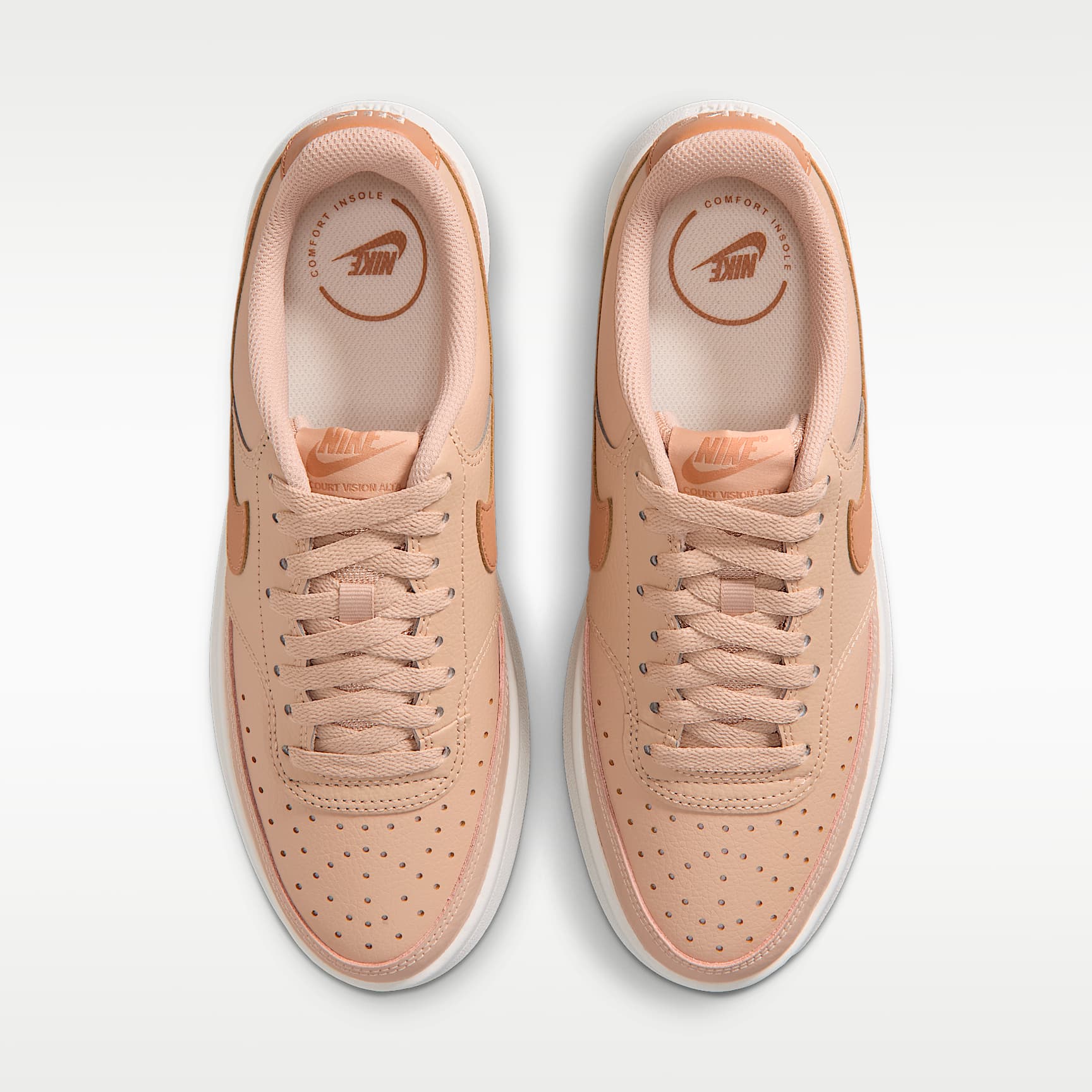 Nike Court Vision Alta Schuh (Damen) – Shimmer/Sail/Light Cognac