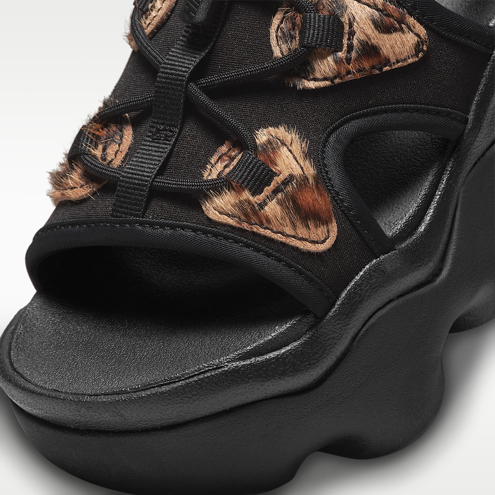 Nike Air Max Koko Damen-Sandale – Schwarz/Schwarz/Anthracite/Metallic Gold