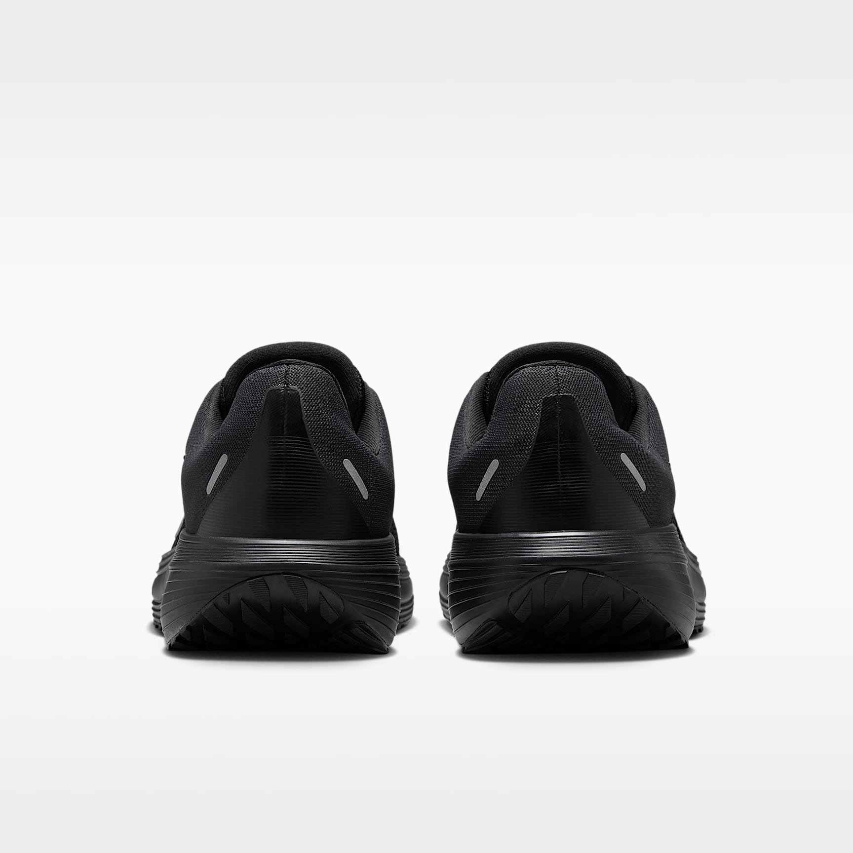Nike Quest 7 Straßenlaufschuhe (Herren) – Schwarz/Schwarz/Anthracite/Schwarz