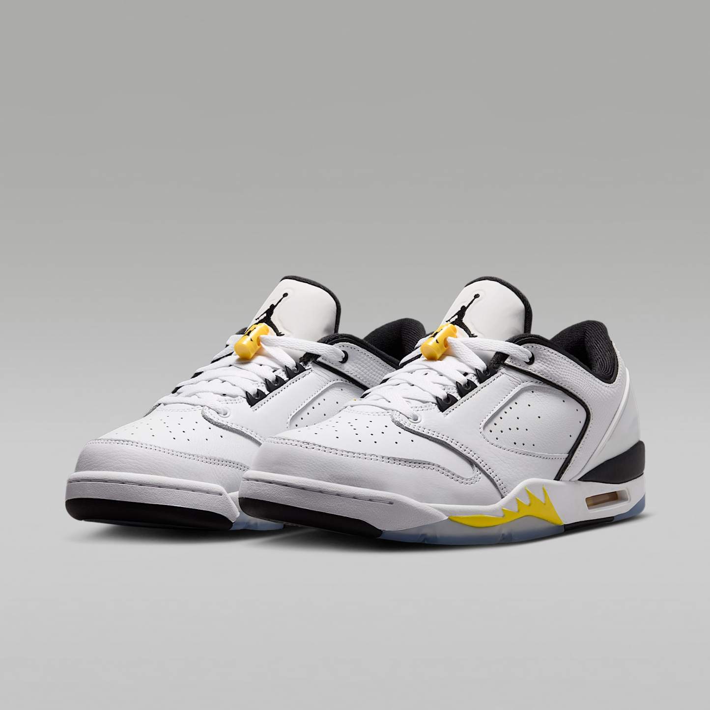 Jordan Sixty Plus Low Herrenschuh – Weiß/Tour Yellow/Schwarz