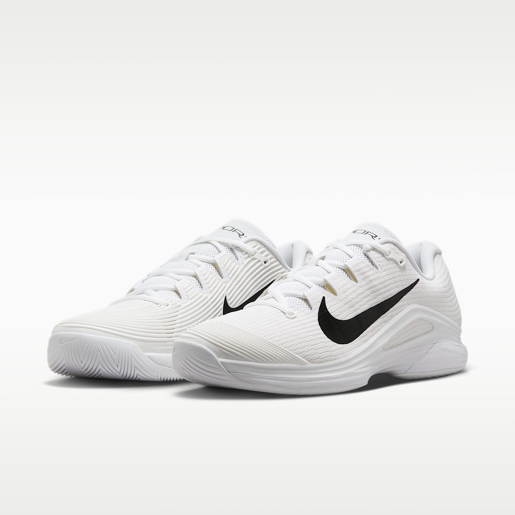 Nike Vapor 12 Tennisschuh für Hartplätze (Herren) – Weiß/Summit White/Schwarz