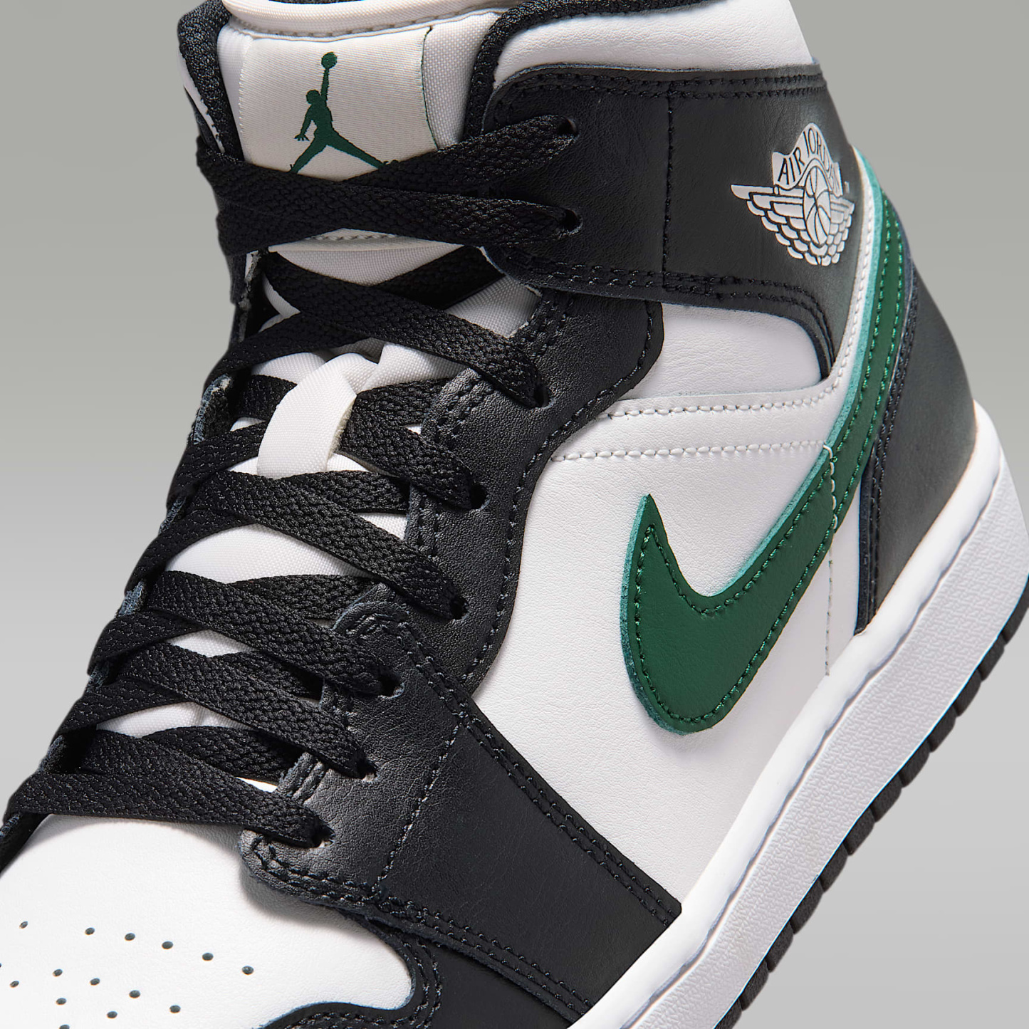 Air Jordan 1 Mid Herrenschuh – Schwarz/Gorge Green/Summit White