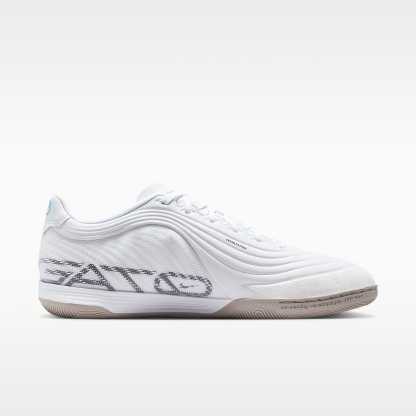 Nike Tiempo Reactgato Low Top Fußballschuh für Hallen- und Hartplätze – Weiß/Shimmer