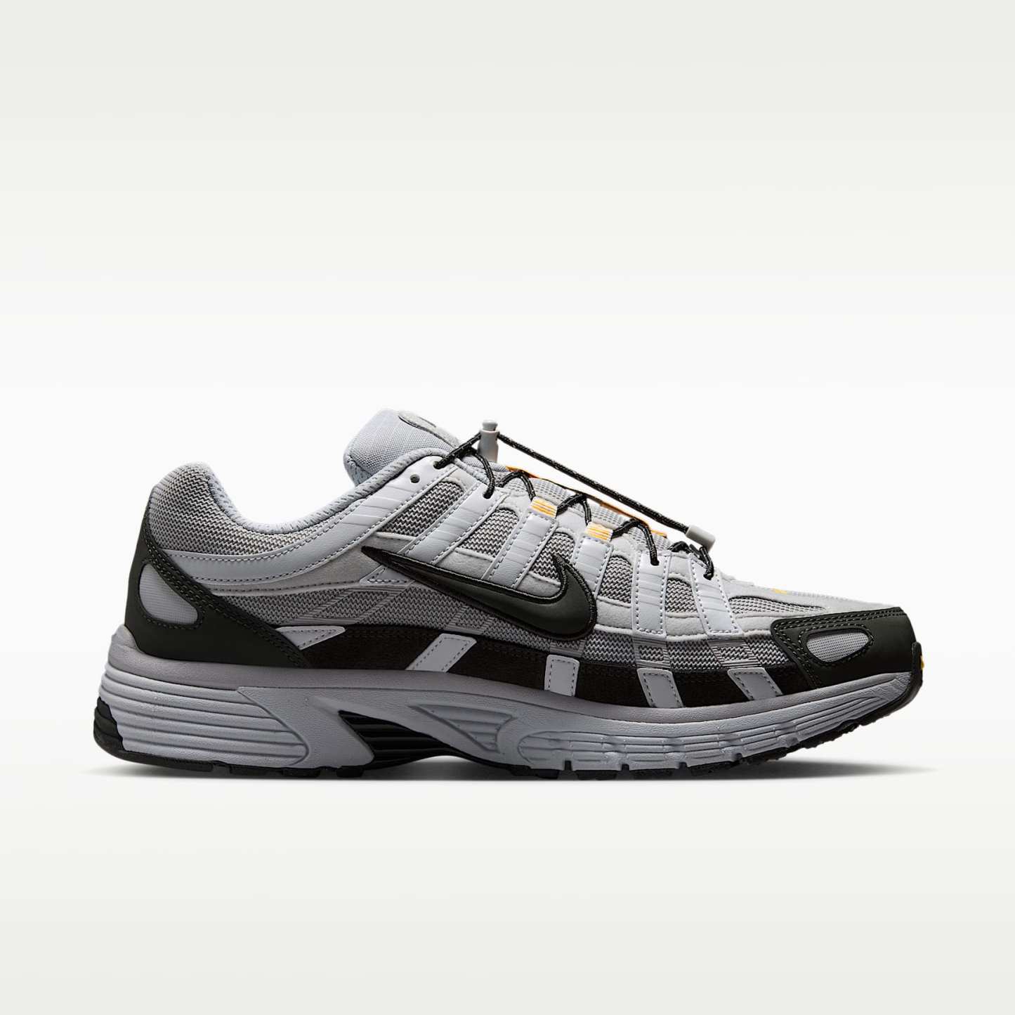 Nike P-6000 Schuh (Herren) – Grey Fog/Photon Dust/Laser Orange/Newsprint