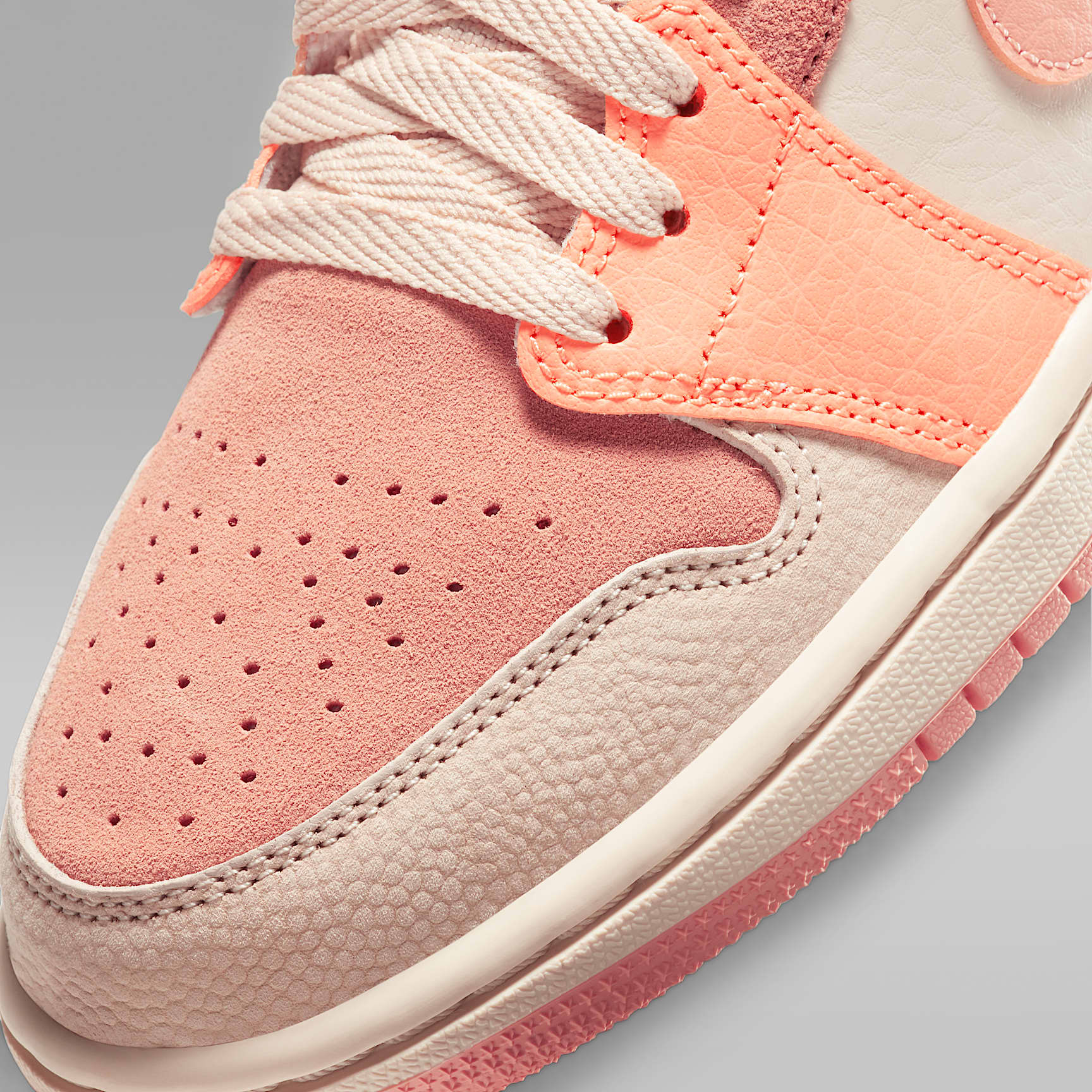 Air Jordan 1 Mid Damenschuh – Atomic Orange/Terra Blush/Shimmer/Apricot Agate
