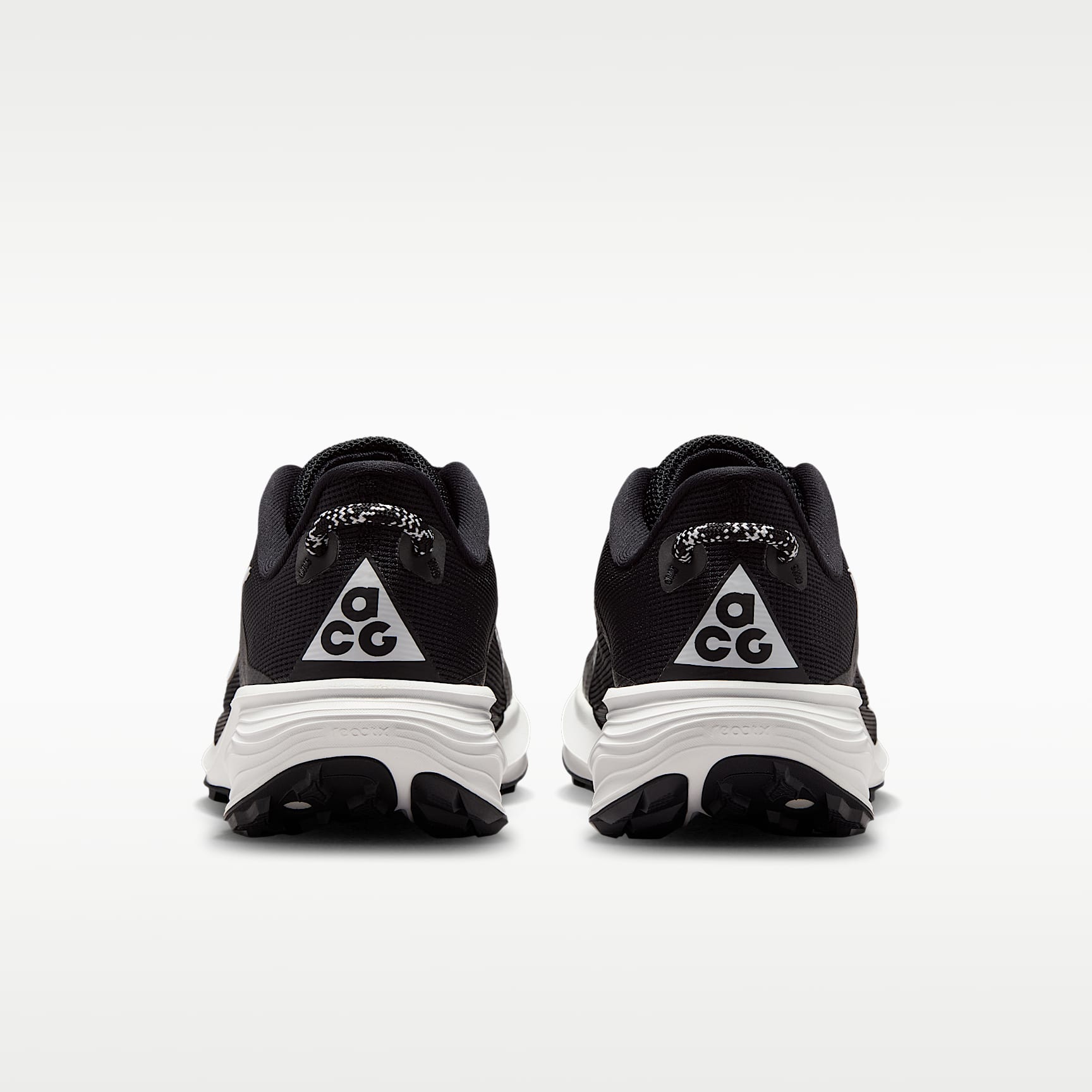 Nike ACG Pegasus Trail Traillaufschuh (Damen) – Schwarz/Anthracite/Summit White