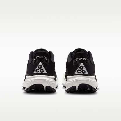 Nike ACG Pegasus Trail Traillaufschuh (Damen) – Schwarz/Anthracite/Summit White
