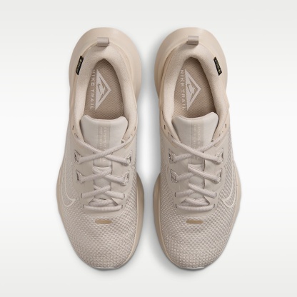Nike Juniper Trail 2 GORE-TEX wasserfester Traillaufschuh (Damen) – Cream II/Light Orewood Brown