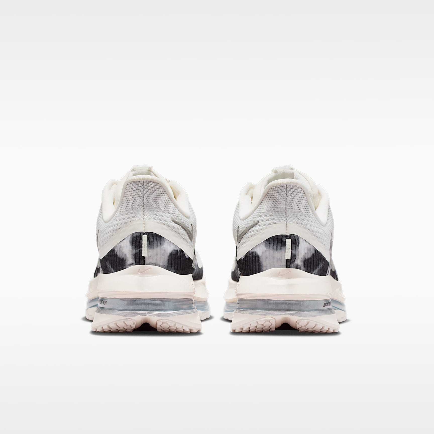 Nike Pegasus Premium SE Straßenlaufschuh (Damen) – Phantom/Anthracite/Metallic Silver/Pencil Point