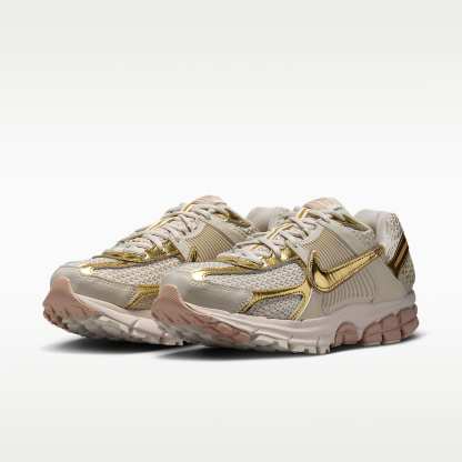 Nike Zoom Vomero 5 Schuh (Damen) – Light Orewood Brown/Hemp/Phantom/Metallic Gold