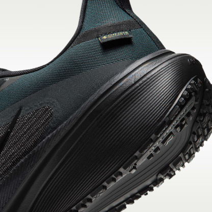 Nike Pegasus 42 GORE-TEX wasserdichter Straßenlaufschuh (Herren) – Schwarz/Off Noir/Dark Grey/Schwarz