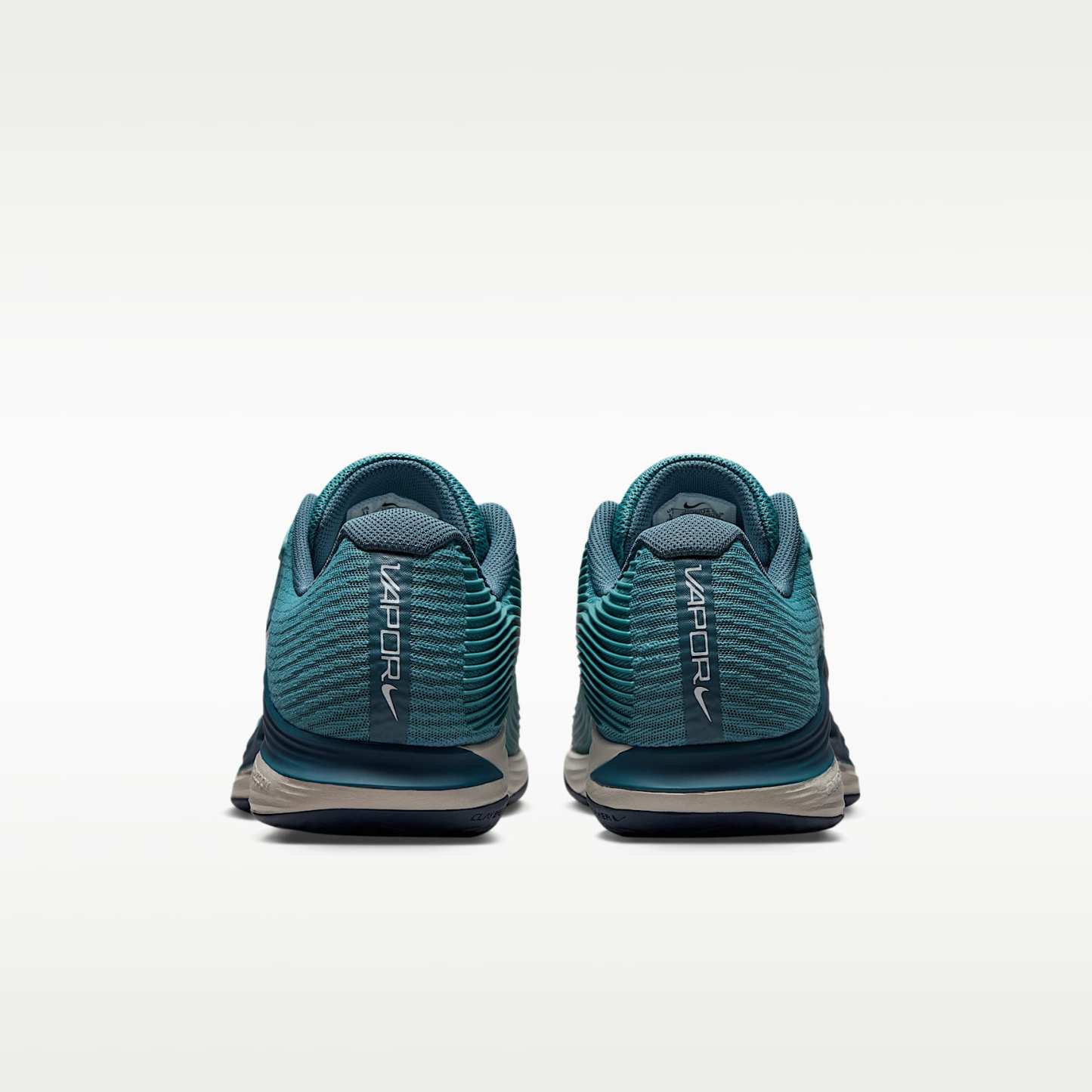 Nike Vapor 12 Clay Court Tennisschuh (Herren) – Smokey Blue/Light Bone/New Slate/Weiß
