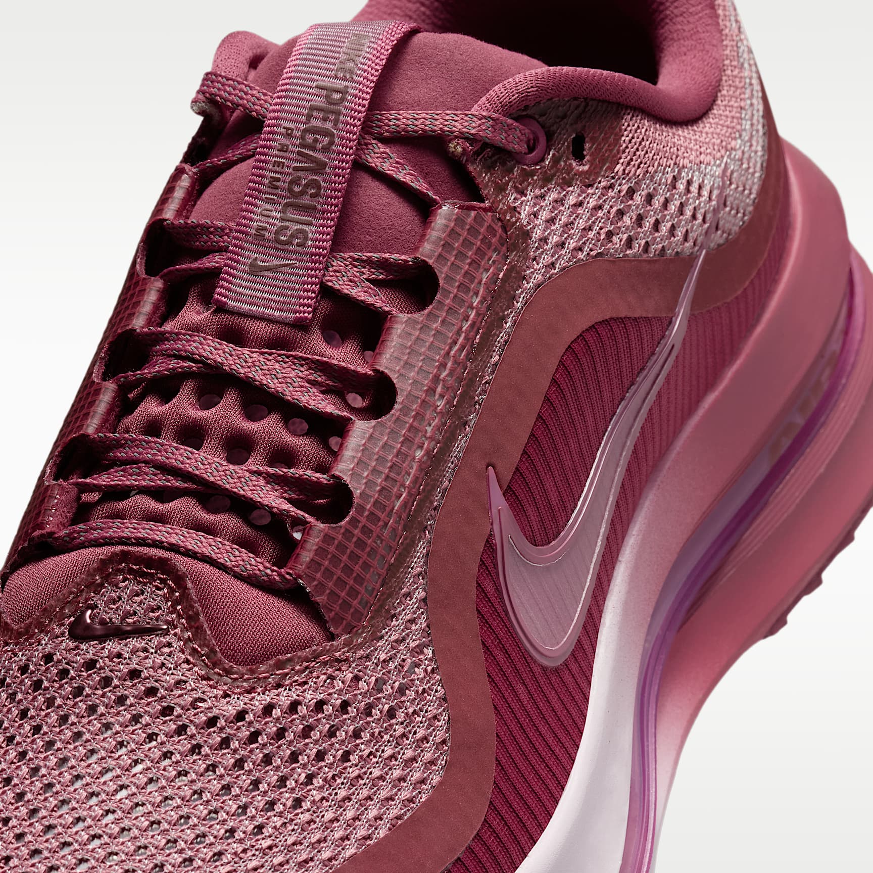 Nike Pegasus Premium Straßenlaufschuh (Damen) – Pink Smoke/Light Magenta/Bleached Lilac/Pink Smoke
