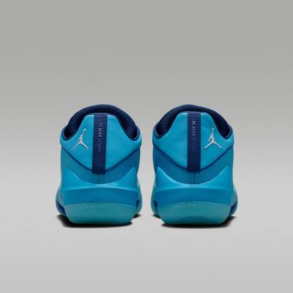 Jordan Triangle Basketballschuh – Baltic Blue/Copa/Coastal Blue/Weiß