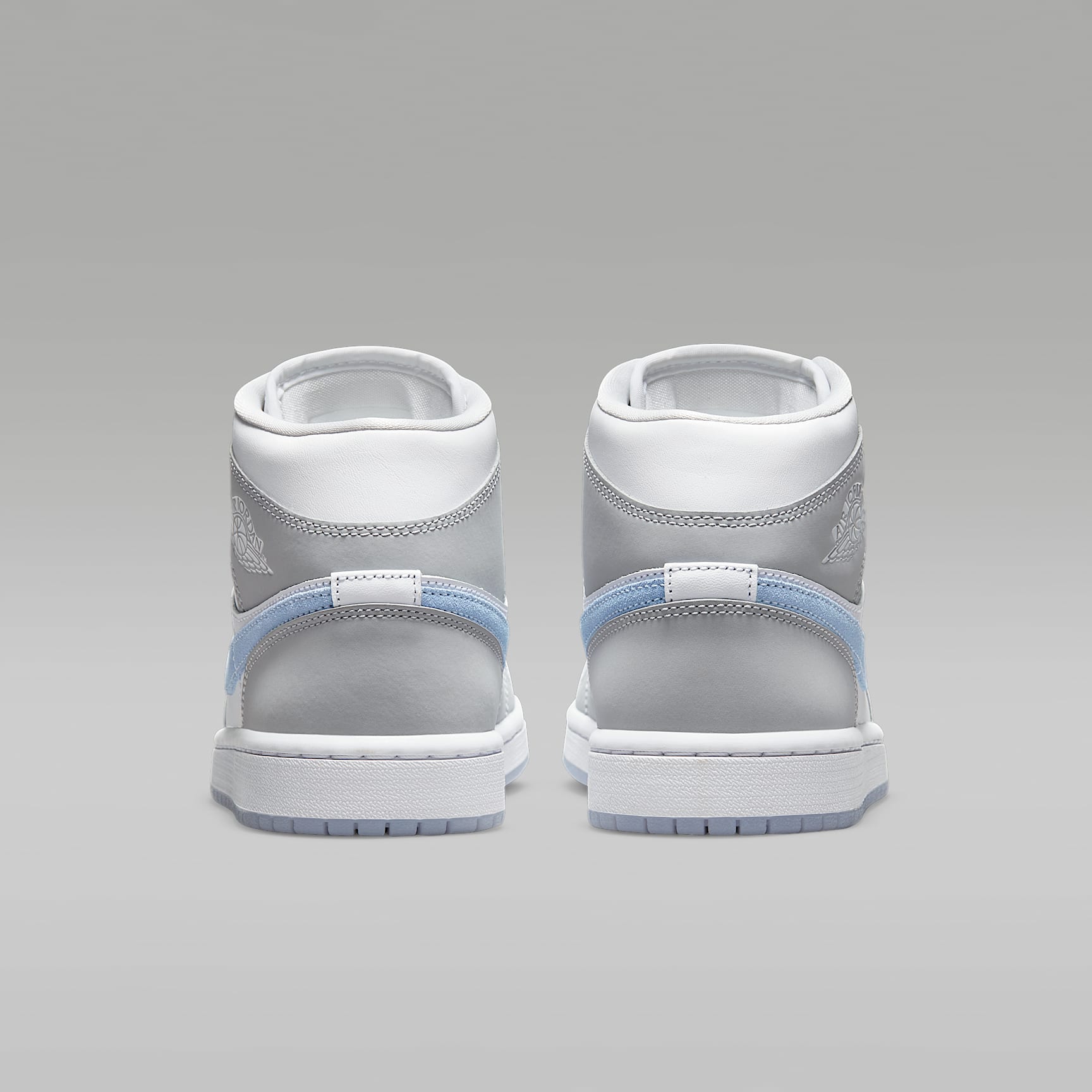 Air Jordan 1 Mid Schuh (Damen) – Weiß/Wolf Grey/Aluminum