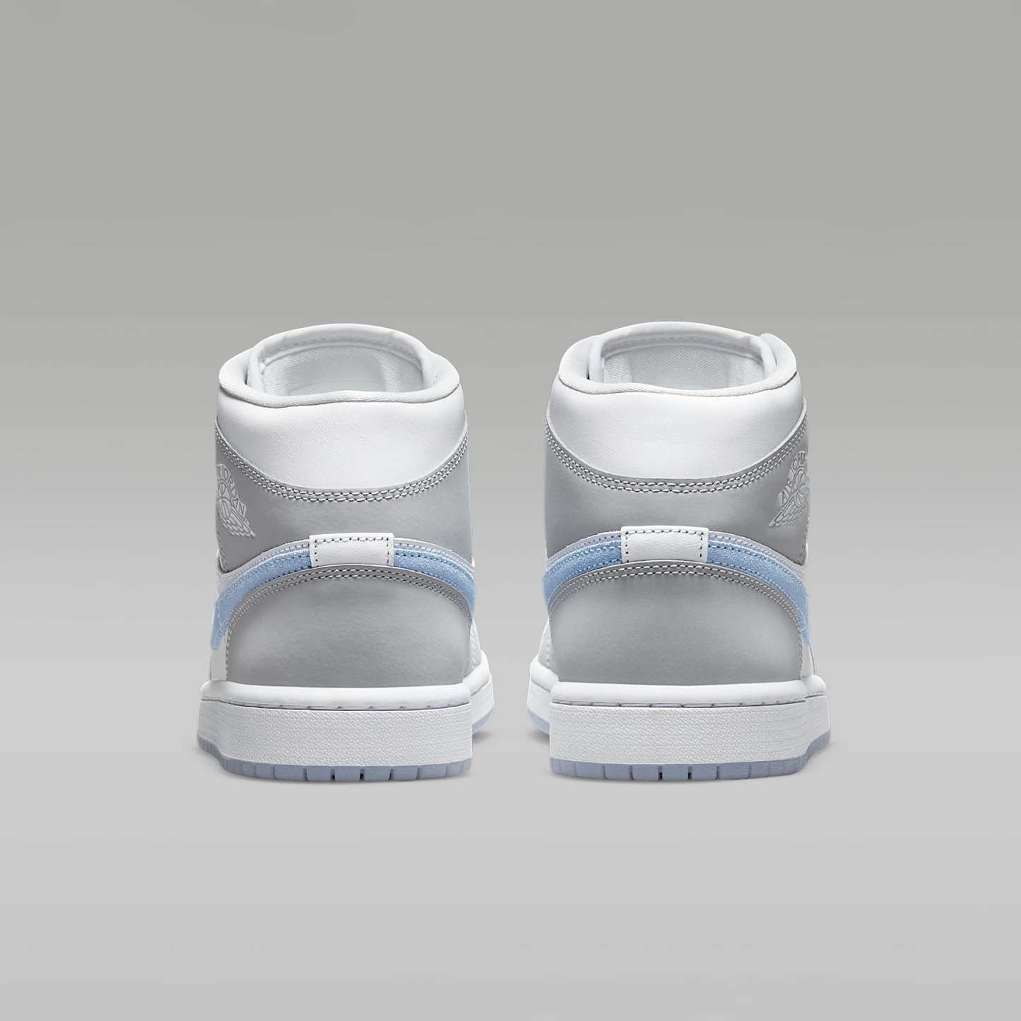 Air Jordan 1 Mid Schuh (Damen) – Weiß/Wolf Grey/Aluminum