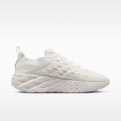 Nike Ava Edge Schuh (Herren) – Summit White/Light Bone/Stone