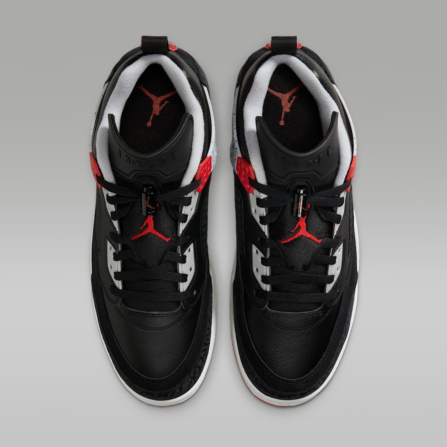 Jordan Spizike Low Herrenschuh – Schwarz/Wolf Grey/Weiß/Gym Red