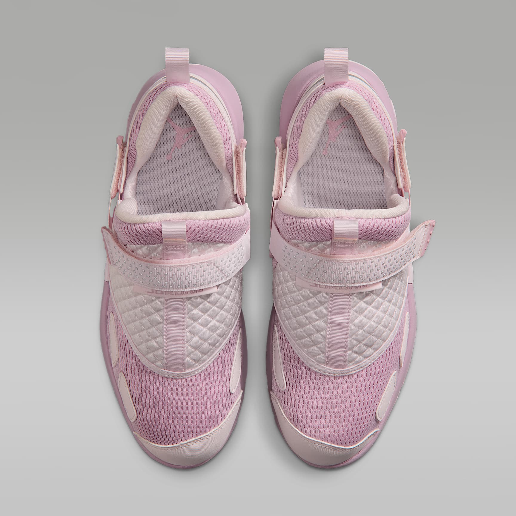 Jordan Trunner LX Schuh (Damen) – Iced Carmine/Pearl Pink/Reflective Silver/Iced Carmine