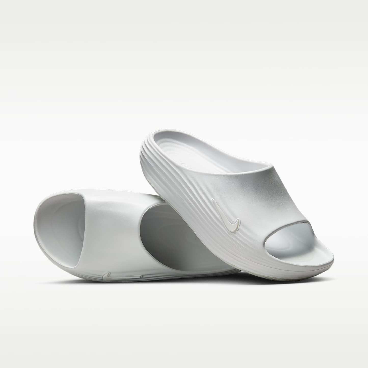 Nike ReactX Rejuven8 Slides (Herren) – Summit White/Summit White/Summit White