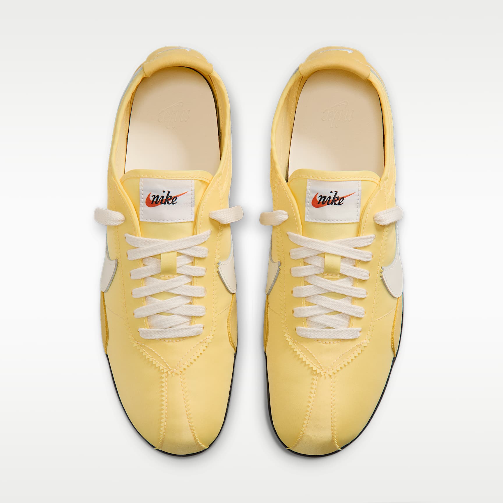 Nike Moon Shoe Original Schuh (Damen) – Soft Yellow/Schwarz/Soft Pearl