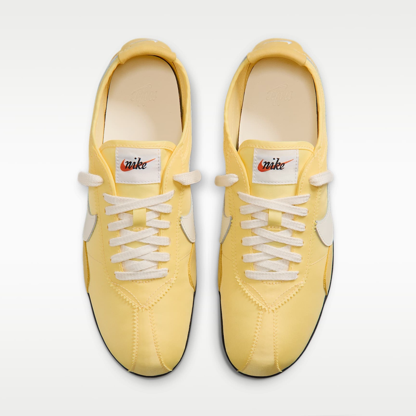 Nike Moon Shoe Original Schuh (Damen) – Soft Yellow/Schwarz/Soft Pearl