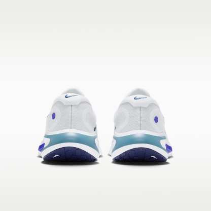 Nike Journey Run Straßenlaufschuh (Herren) – Weiß/Grey Mist/Racer Blue/Midnight Navy